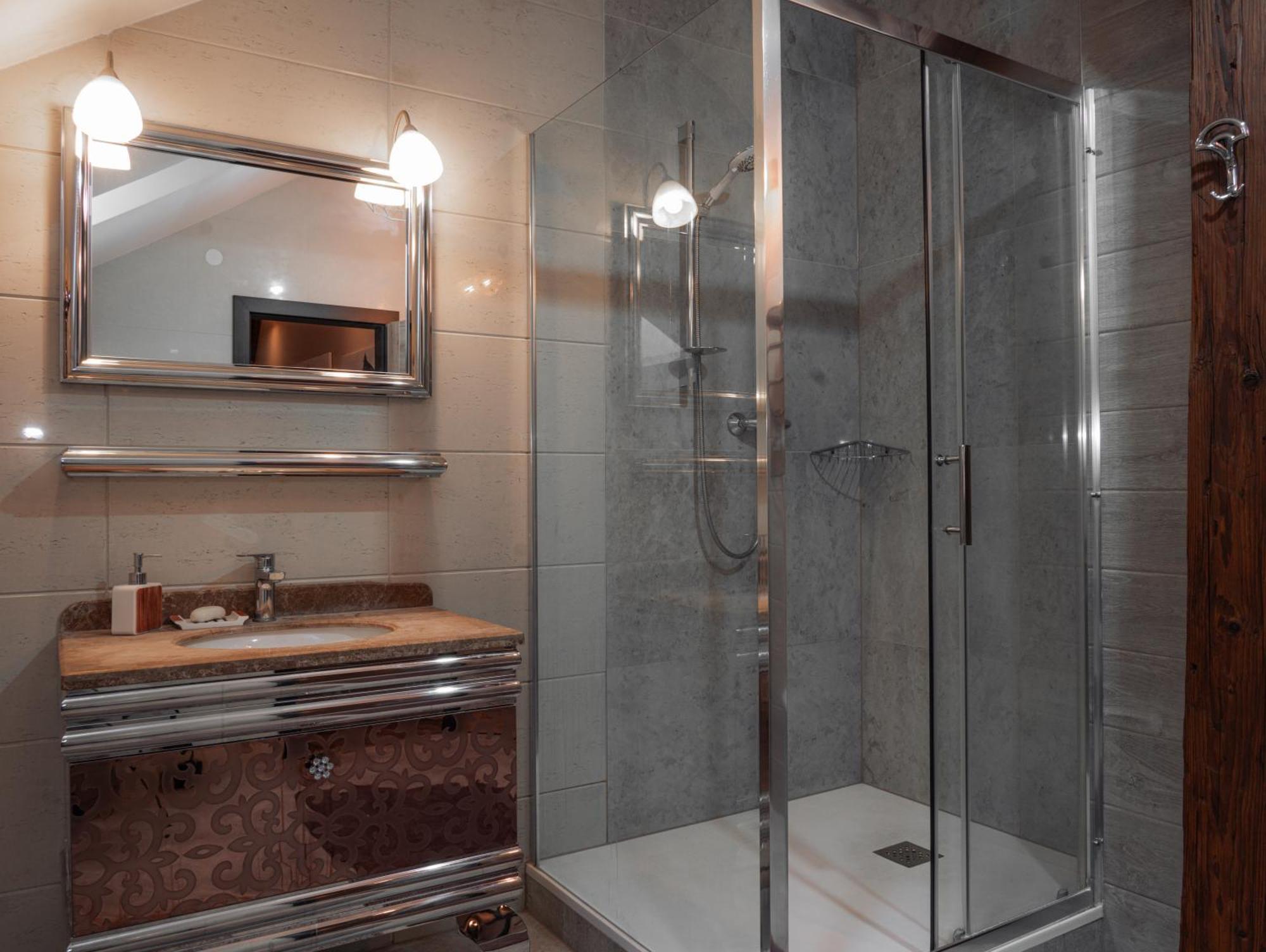 Appartement Apatman Fellini House à Trenčín Extérieur photo